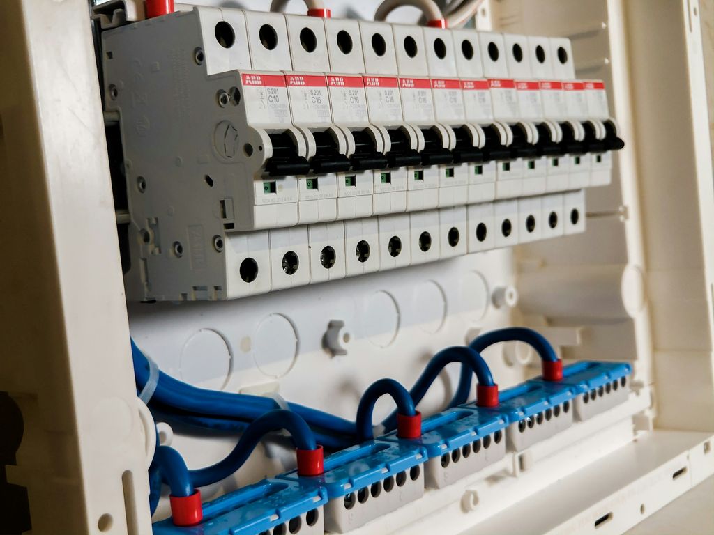 Interruttori in un quadro elettrico